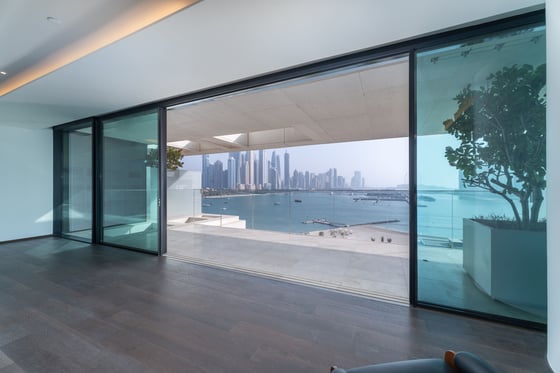 State-of-the-art apartment in exceptional Palm Jumeirah residence., picture 2