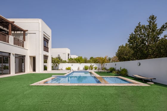 Modern villa in Mohammed Bin Rashid City, picture 2