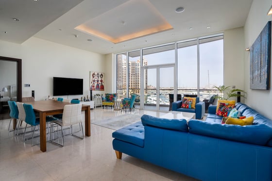 Luxury Waterfront Apartment with Atlantis View, picture 1