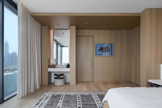 Upgraded Penthouse with Private Pool., picture 13