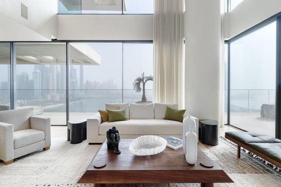 Upgraded Penthouse with Private Pool., picture 5