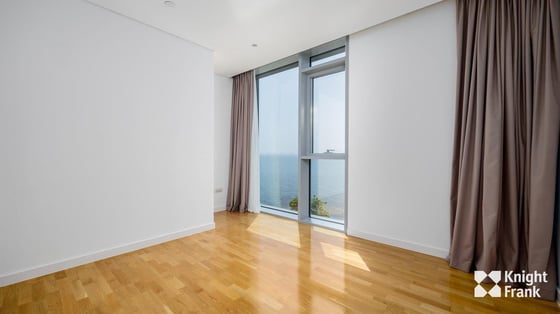 Available Now | Sea View | Corner Unit, picture 10