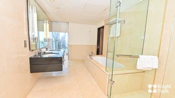 Serviced 2 Bed-ensuite | Partial Marina View, picture 16