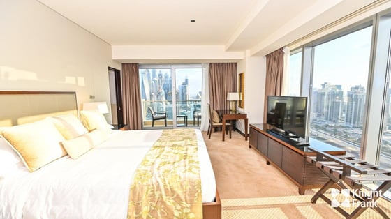 Serviced 2 Bed-ensuite | Partial Marina View, picture 15