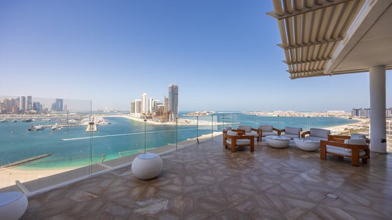 Breathtaking Marina, Sea, and Palm Jumeirah Views, picture 5