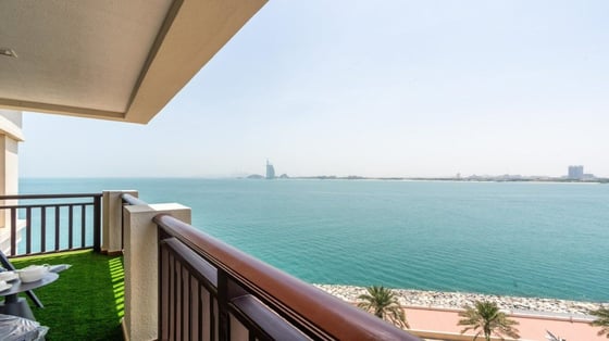 Exclusive | Fully Upgraded | Furnished | Sea View, picture 15