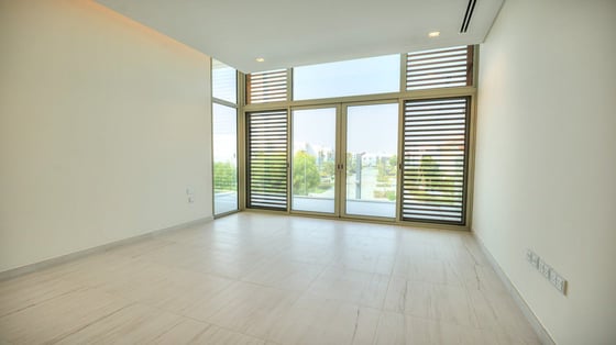Contemporary 6 Beds | Park Facing | Private Pool, picture 15