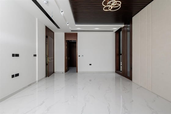 Custom Built | 5 BR En-suites  | Elevator, picture 14