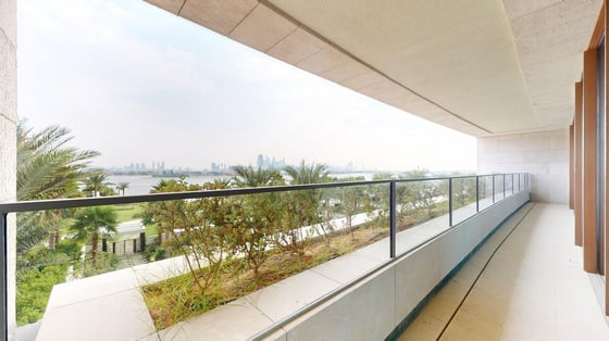 Palm and Sea Dual View | Largest 3Bed Balcony Area, picture 19