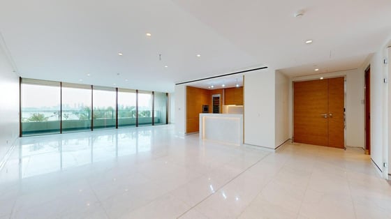 Palm and Sea Dual View | Largest 3Bed Balcony Area, picture 2