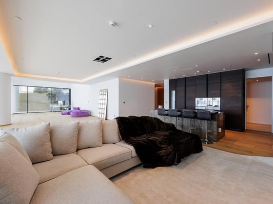Best Priced | Double Height Ceiling | High Floor, picture 2