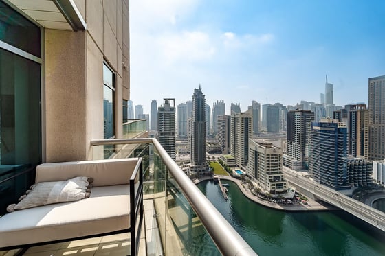 Penthouse Level |  Upgraded | Marina View, picture 2