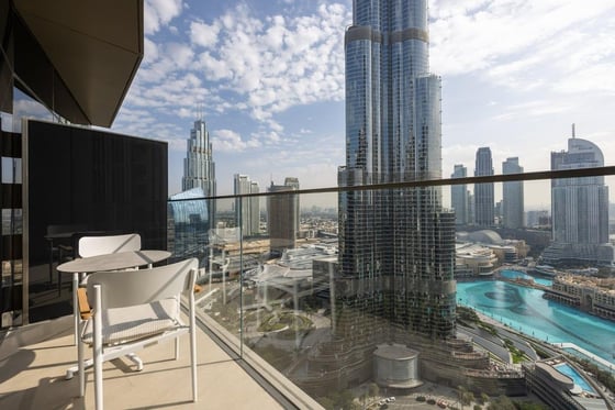 Incredible Burj Views | Furnished | 3 Beds, picture 1