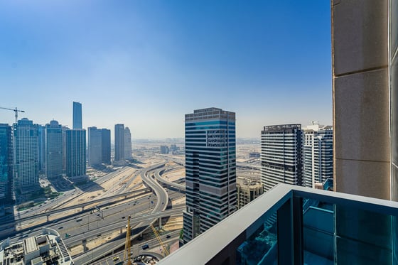 Luxury Penthouse | Panoramic View | Half Floor, picture 33