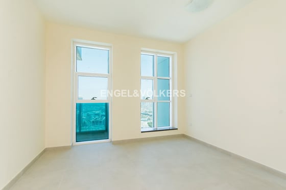 Bright and Spacious l Vacant l Luxury Living, picture 9