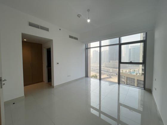 Investor Deal | 1 BR+ Study |Corner layout, picture 9