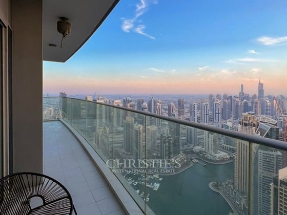 MARINA AND SKYLINE VIEW LUXURY AND FURNISHED FENDI APARTMENT, picture 1