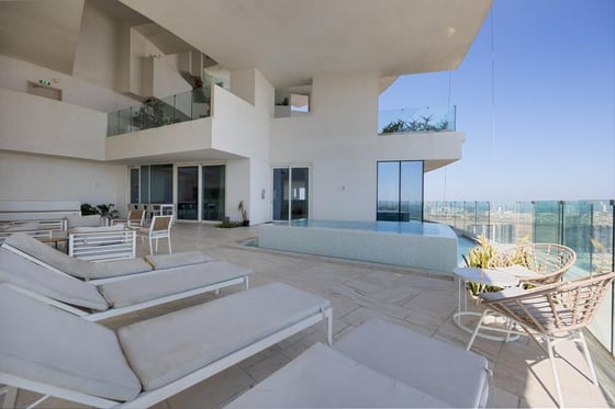 High Floor Penthouse with Private Pool, picture 21