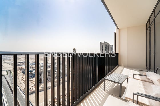 Luxurious Penthouse | Rare | Creek Tower View, picture 8
