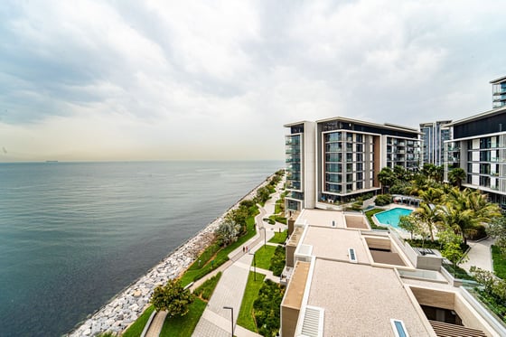 Panoramic Views | Luxury Waterfront |  Spacious, picture 22