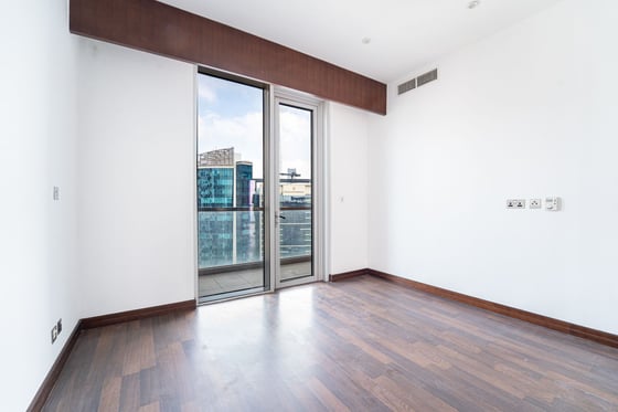 Top Floor | Burj and Canal View | Vacant, picture 14