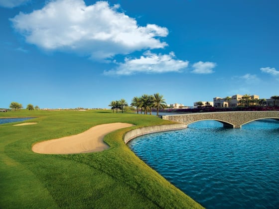 Luxurious Golf Course Community | Amazing Unit, picture 11