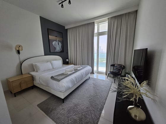 High Floor| Beautiful Unit| Full Sea View, picture 12