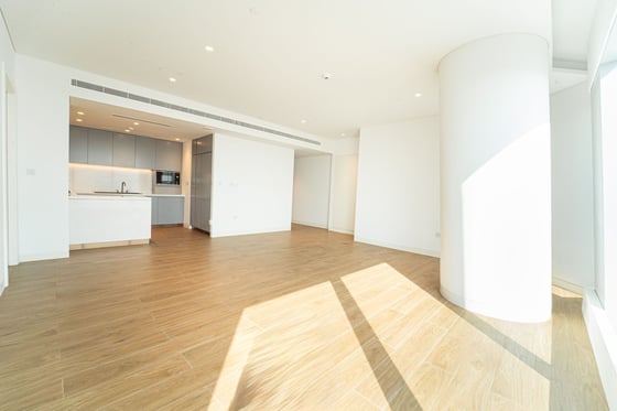 Brand New | Spacious | Sea View, picture 1