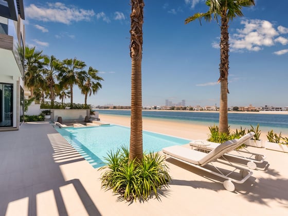 Video tour for Beachfront Villa Luxury with Lavish Interiors