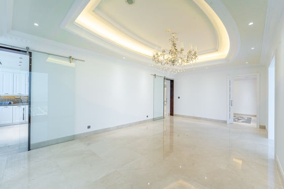 Luxury Penthouse | Renovated | Full Sea View, picture 18