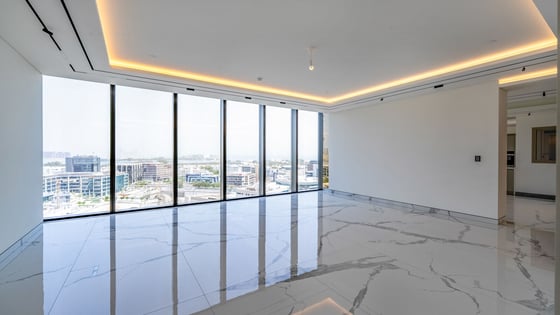One of a kind 4 bedroom for sale in S Tower, picture 2