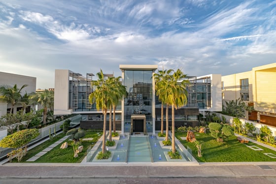 Palatial Beachfront Mansion on the Palm Jumeirah, picture 37