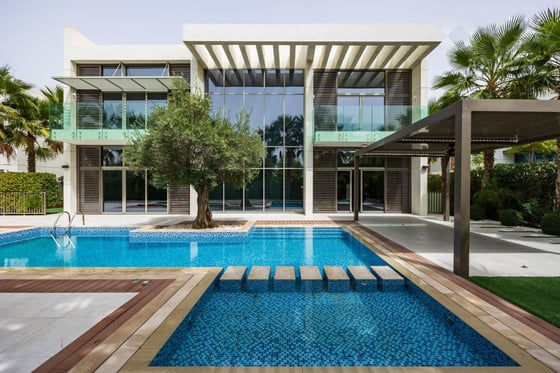 Contemporary l Close to Lagoon l 6 Bed Mansion, picture 1