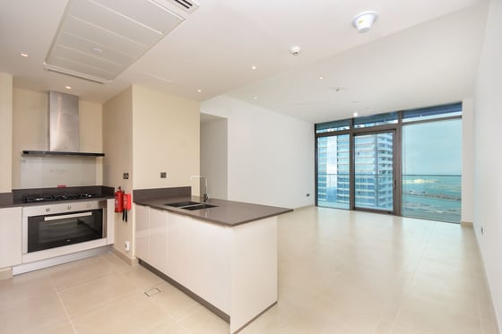 High Floor | Marina and Palm View | Spacious, picture 1