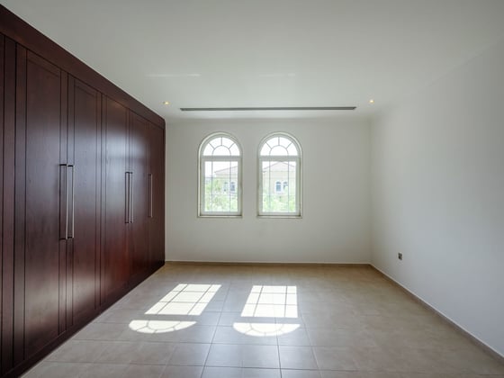 Jumeirah Park Villa Luxury with Pool and Garden, picture 10
