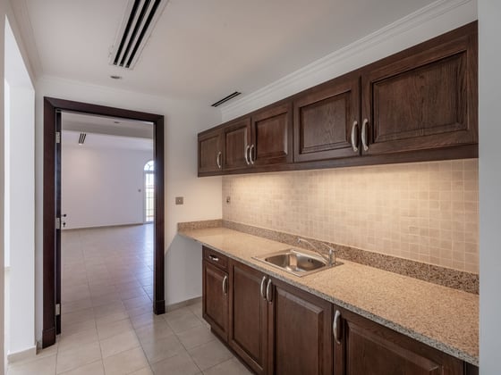 Jumeirah Park Villa Luxury with Pool and Garden, picture 8