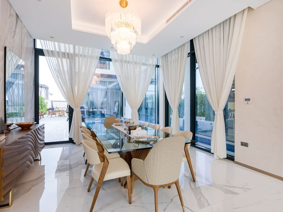 Luxury 4-Bedroom Villa in New La Mer Beachfront, picture 4