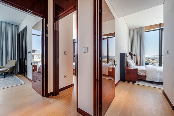 Resale | Fully Furnished | Canal and Skyline Views, picture 12