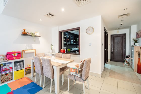 Spacious | Bright | Vacant Soon| Green View, picture 9