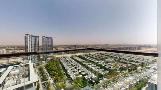 Fully Furnished|Dubai Skyline View|Spacious, picture 1