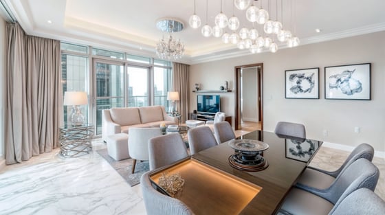 High floor apartment in Downtown with Burj Khalifa view, picture 2