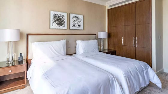 Furnished apartment in Downtown with all bills included, picture 10