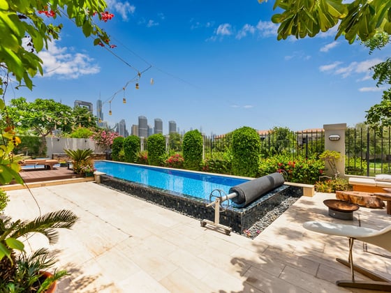 Exclusive Lakefront Villa in Jumeirah Park, picture 15