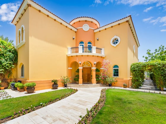 Exclusive Lakefront Villa in Jumeirah Park, picture 20