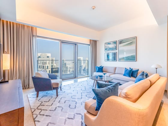 Elegant Three-Bed Dubai Creek Harbour Apartment, picture 1