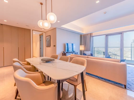 Elegant Three-Bed Dubai Creek Harbour Apartment, picture 7
