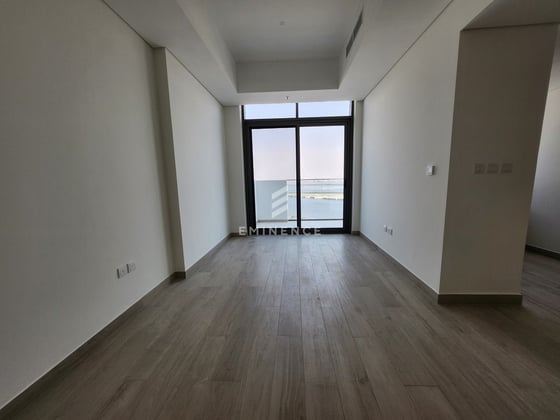 BRAND NEW | TOP FLOOR | CORNER | PANORAMIC VIEW, picture 5