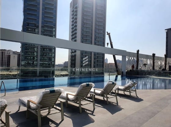 Fully Fitted Furnished | Burj View | Luxury, picture 8