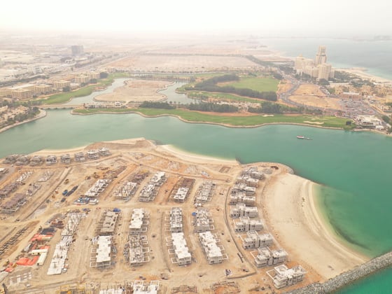 Stylish Ras Al Khaimah Living on Falcon Island, picture 17