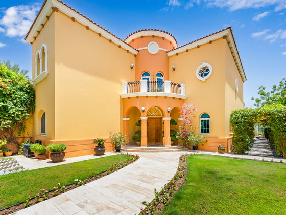 Exclusive Upgraded Lakefront Villa, picture 16